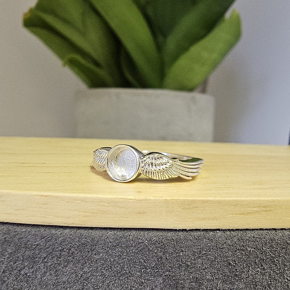 Angel Wing Round Ring