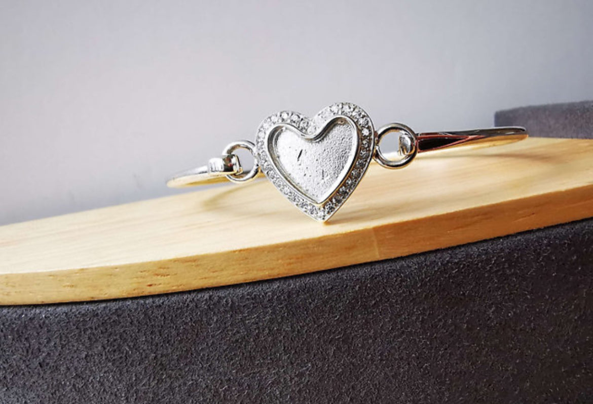 Heart CZ Hook Clasp Silver Bangle