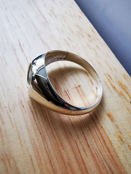 Men's Oval Signet Ring