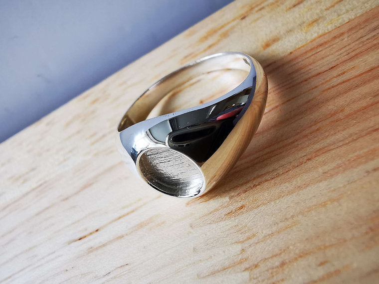 Men's Oval Signet Ring