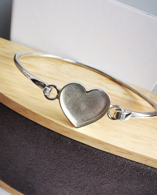 Heart Hook Clasp Silver Bangle