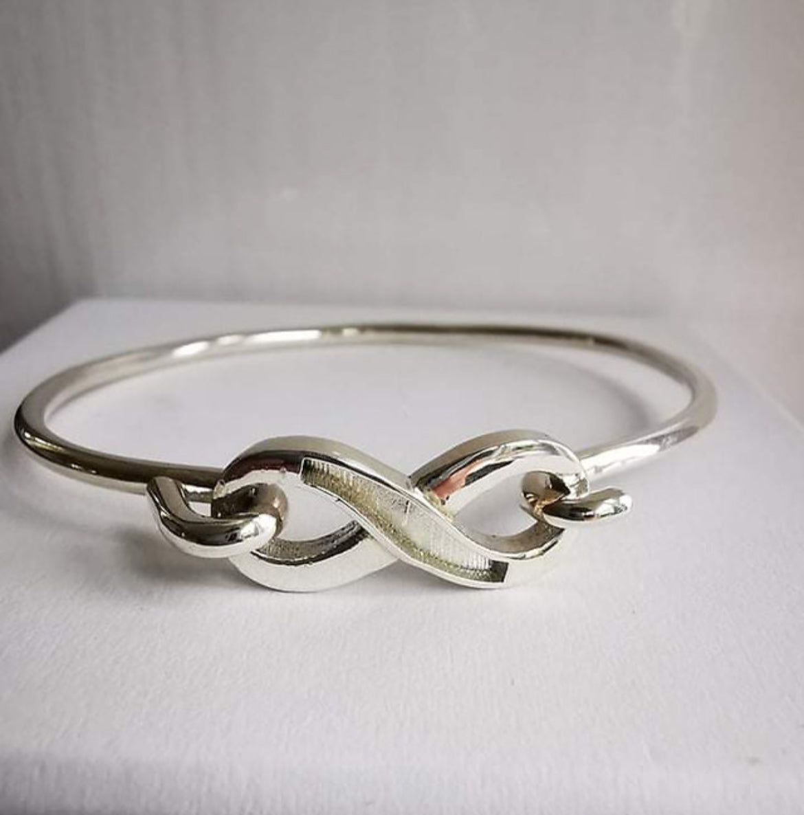 Infinity Hook Clasp Bangle